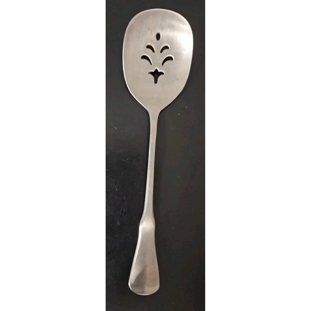 Oneida Community Stainless Patrick Henry Pierced Jelly Server